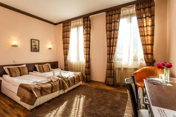 Фото номера Полулюкс Отель Family Hotel Teteven г. Тетевен 6