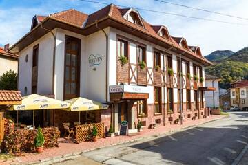Фотографии Отель Family Hotel Teteven г. Тетевен (Болгария) №3 Фото Отель Family Hotel Teteven г. Тетевен 3